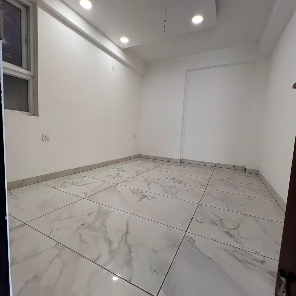 WhatsApp Image 2025-08-18 at 17.42.30_a43d1731