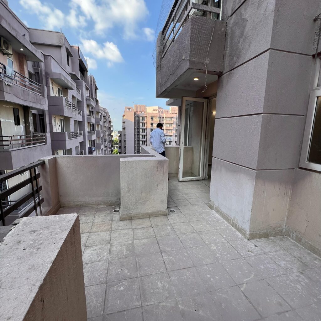 WhatsApp Image 2025-08-18 at 17.43.56_79340589